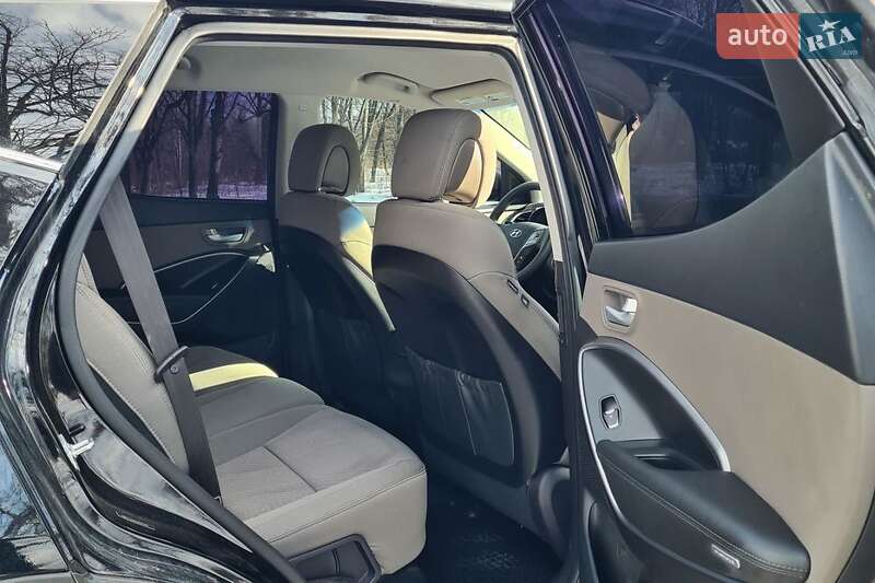 Внедорожник / Кроссовер Hyundai Santa FE 2017 в Днепре