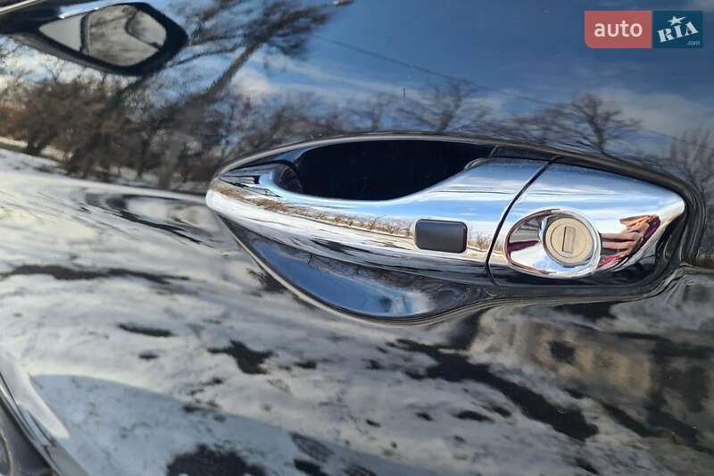 Внедорожник / Кроссовер Hyundai Santa FE 2017 в Днепре