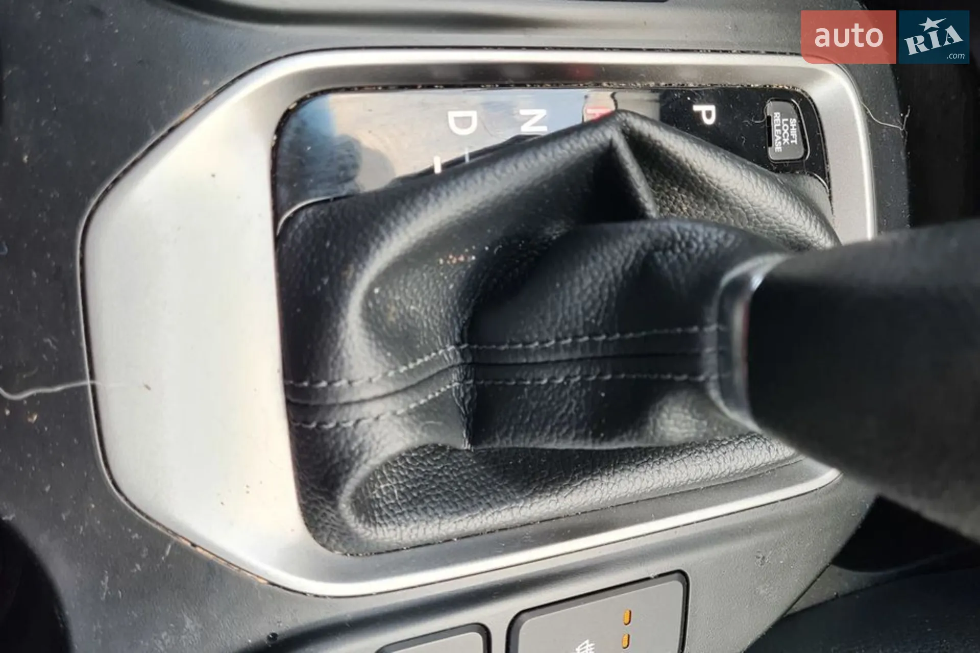 2017 Hyundai Santa Fe - мініатюра 18