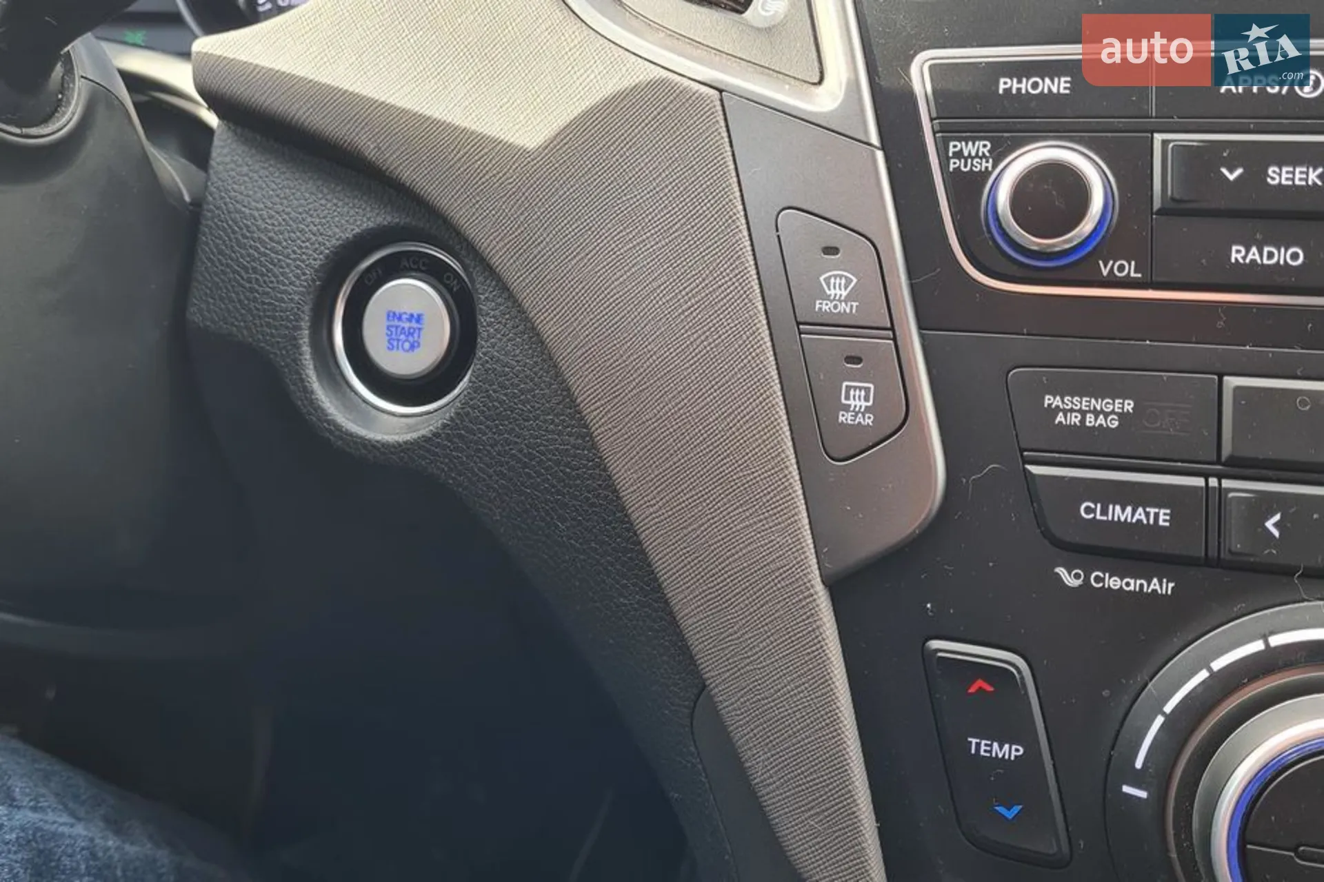 2017 Hyundai Santa Fe - мініатюра 21