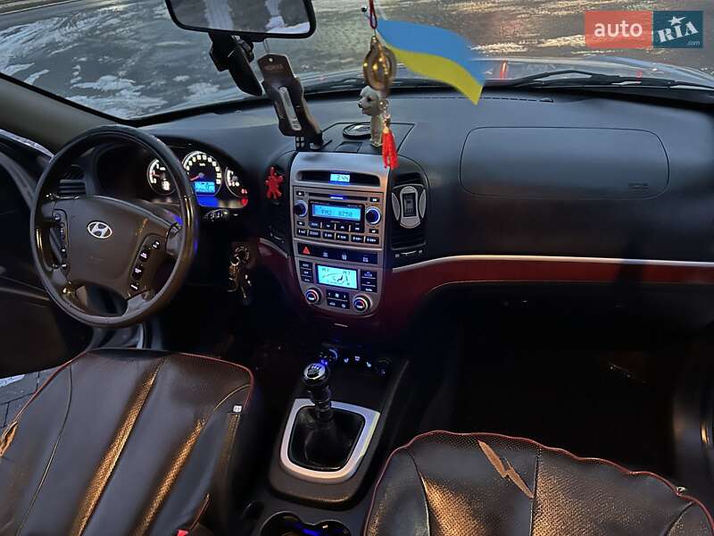 Позашляховик / Кросовер Hyundai Santa FE 2007 в Надвірній