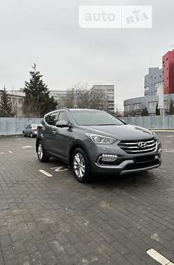 Внедорожник / Кроссовер Hyundai Santa FE 2017 в Киеве