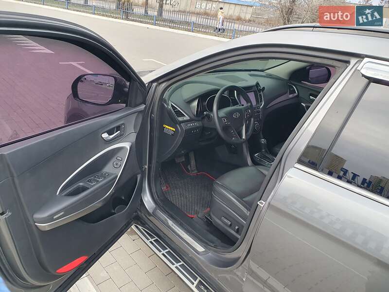 Позашляховик / Кросовер Hyundai Santa FE 2016 в Одесі фото 3 Позашляховик / Кросовер Hyundai Santa FE 2016 в Одесі