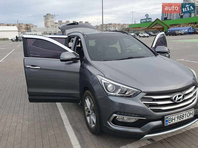 Позашляховик / Кросовер Hyundai Santa FE 2016 в Одесі фото 2 Позашляховик / Кросовер Hyundai Santa FE 2016 в Одесі