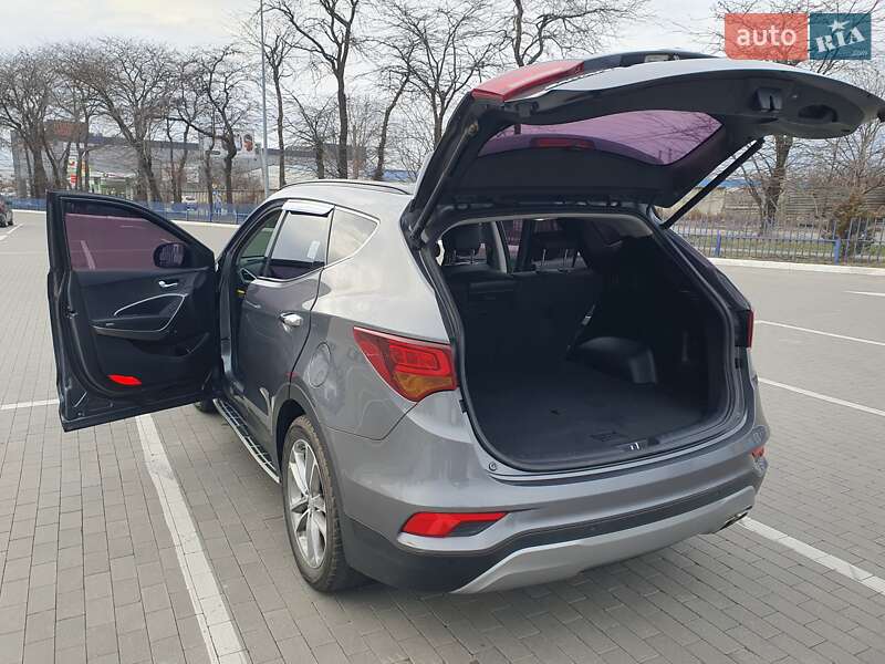 Позашляховик / Кросовер Hyundai Santa FE 2016 в Одесі фото 5 Позашляховик / Кросовер Hyundai Santa FE 2016 в Одесі