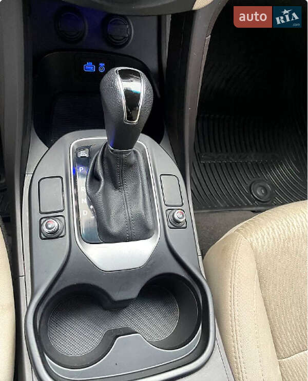 Внедорожник / Кроссовер Hyundai Santa FE 2016 в Тернополе