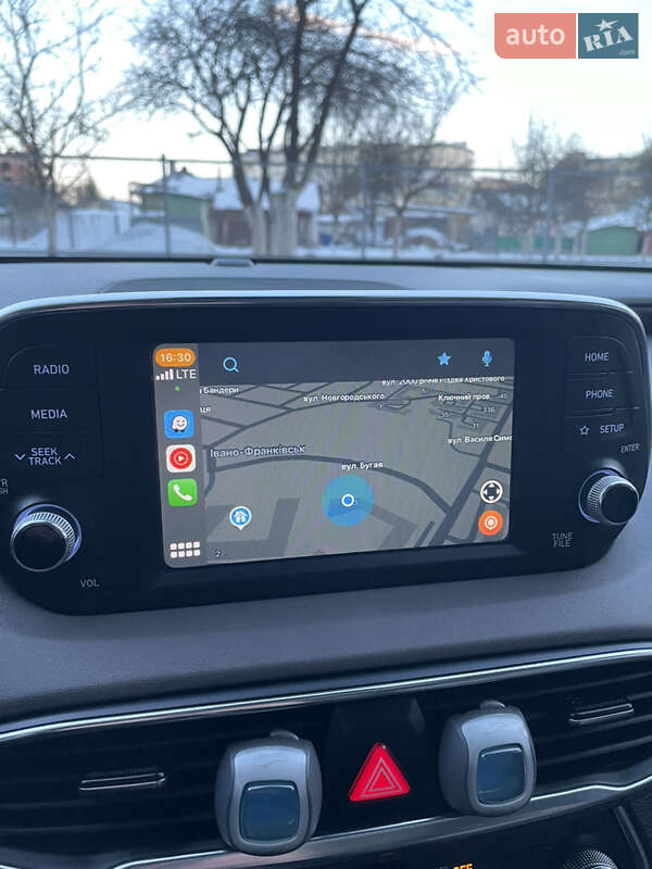 Позашляховик / Кросовер Hyundai Santa FE 2020 в Івано-Франківську