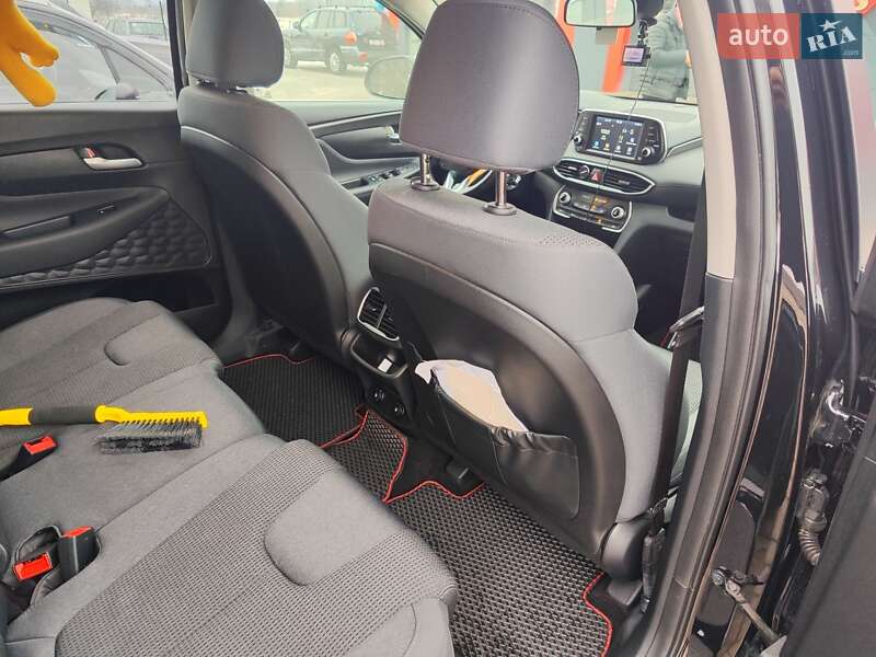 Позашляховик / Кросовер Hyundai Santa FE 2018 в Черкасах фото 12 Позашляховик / Кросовер Hyundai Santa FE 2018 в Черкасах