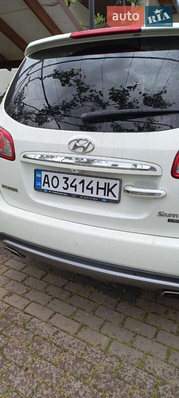 Внедорожник / Кроссовер Hyundai Santa FE 2012 в Иршаве