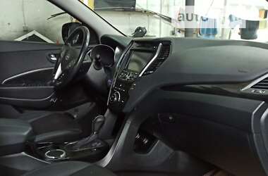 Внедорожник / Кроссовер Hyundai Santa FE 2012 в Киеве