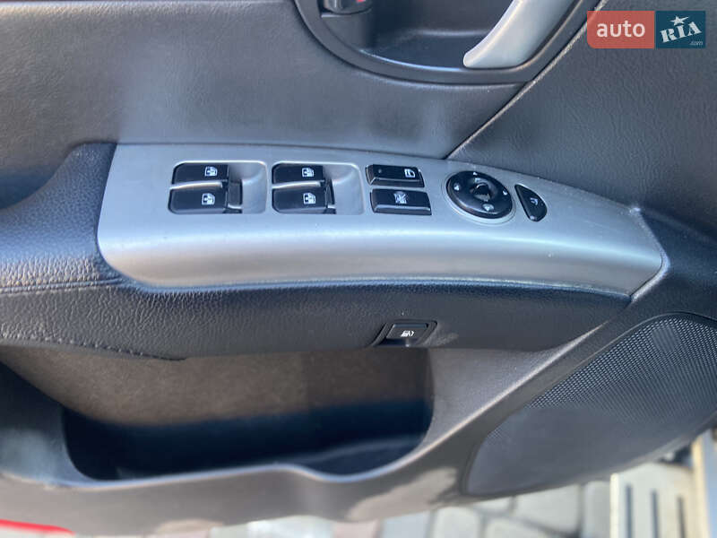 Позашляховик / Кросовер Hyundai Santa FE 2008 в Луцьку фото 10 Позашляховик / Кросовер Hyundai Santa FE 2008 в Луцьку