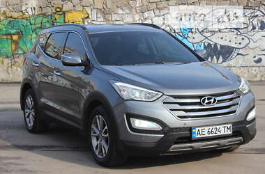 Внедорожник / Кроссовер Hyundai Santa FE 2013 в Днепре