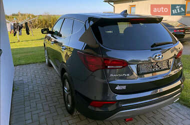 Внедорожник / Кроссовер Hyundai Santa FE 2017 в 