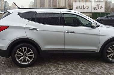 Внедорожник / Кроссовер Hyundai Santa FE 2012 в Киеве