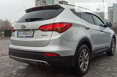 Внедорожник / Кроссовер Hyundai Santa FE 2012 в Киеве