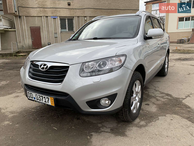 Позашляховик / Кросовер Hyundai Santa FE 2010 в Коломиї