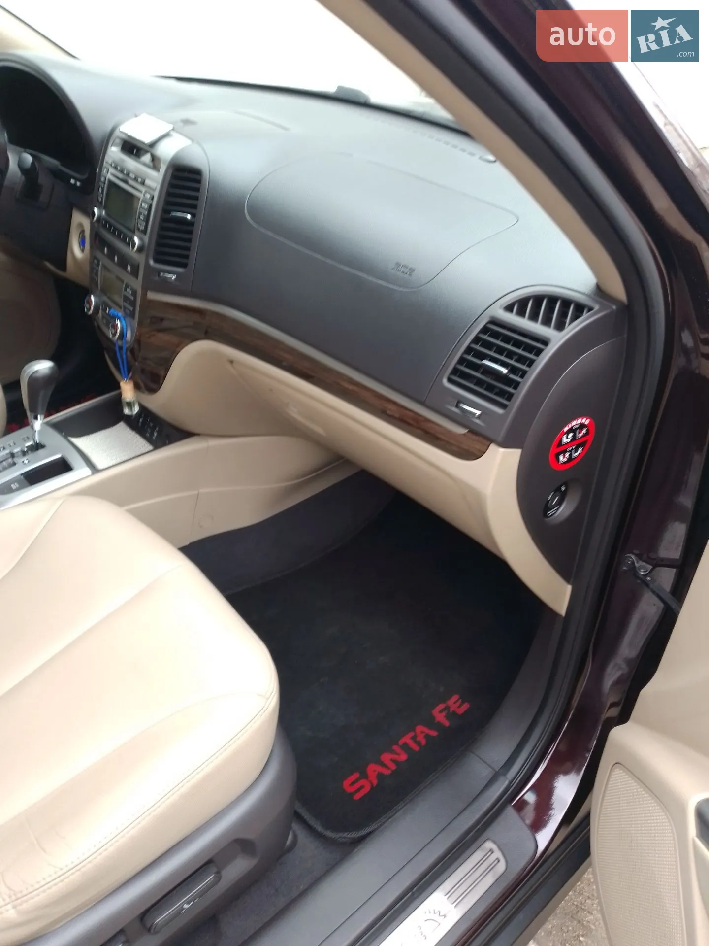 2011 Hyundai Santa Fe - мініатюра 11