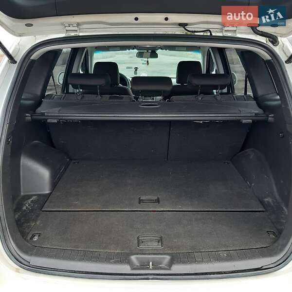 Внедорожник / Кроссовер Hyundai Santa FE 2009 в Шепетовке