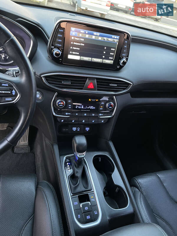 Внедорожник / Кроссовер Hyundai Santa FE 2018 в Ровно фото 16 Внедорожник / Кроссовер Hyundai Santa FE 2018 в Ровно