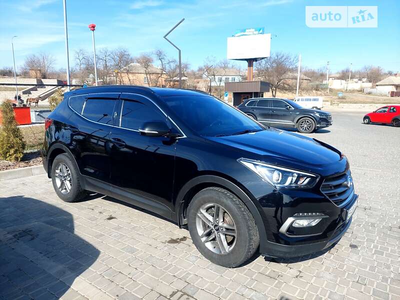 Позашляховик / Кросовер Hyundai Santa FE 2015 в Новоукраїнці