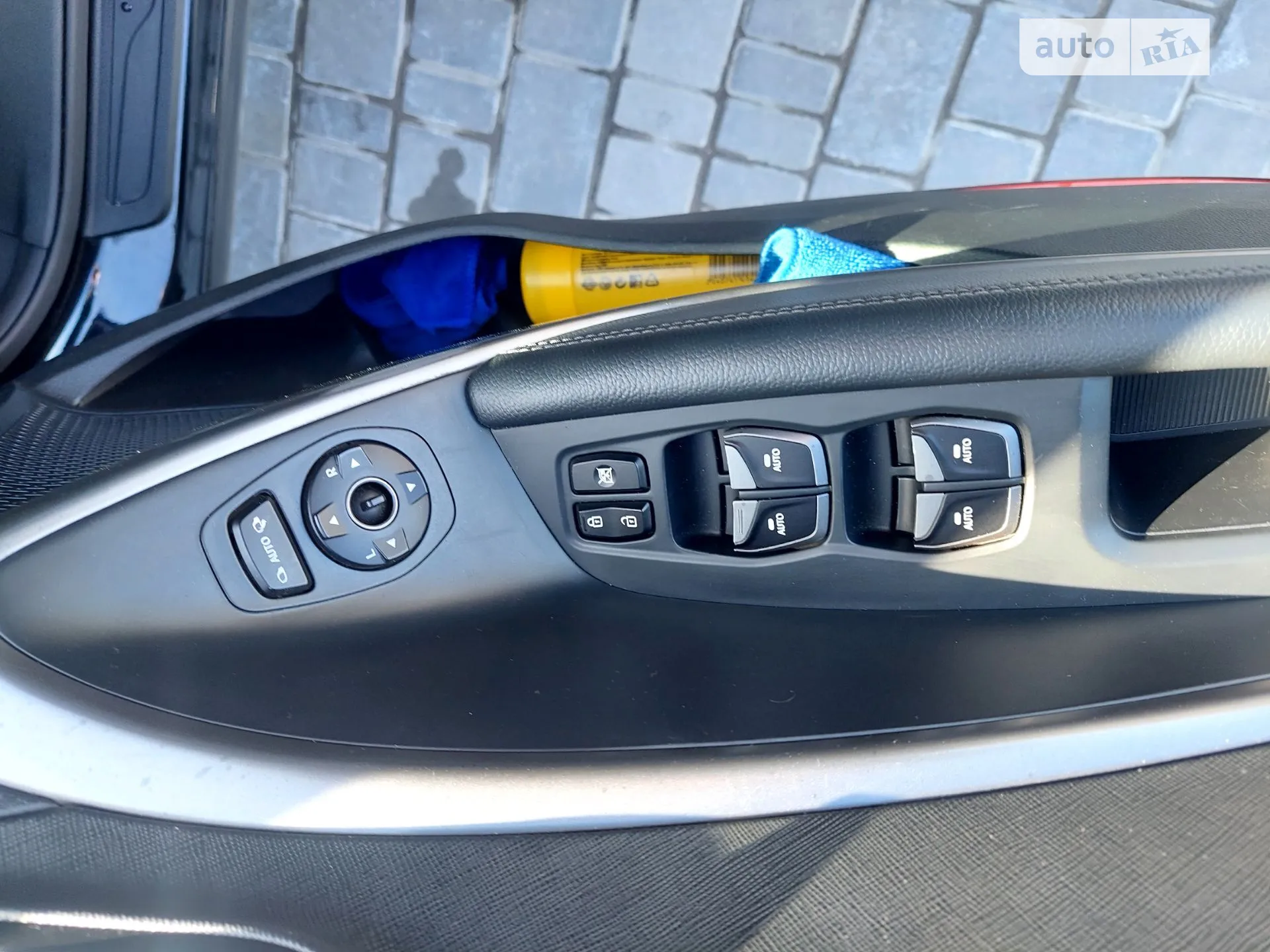 2015 Hyundai Santa Fe - мініатюра 34
