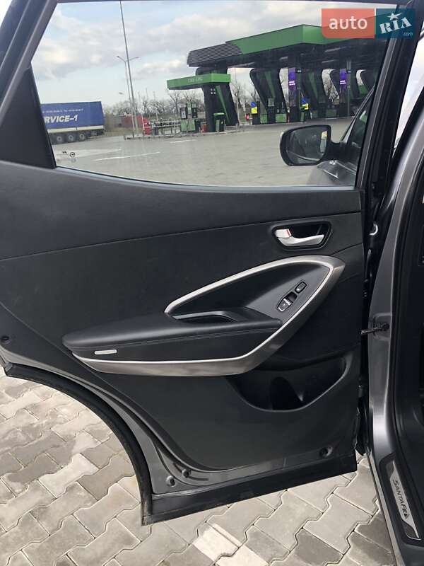 Позашляховик / Кросовер Hyundai Santa FE 2012 в Стрию