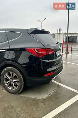 Внедорожник / Кроссовер Hyundai Santa FE 2014 в Киеве