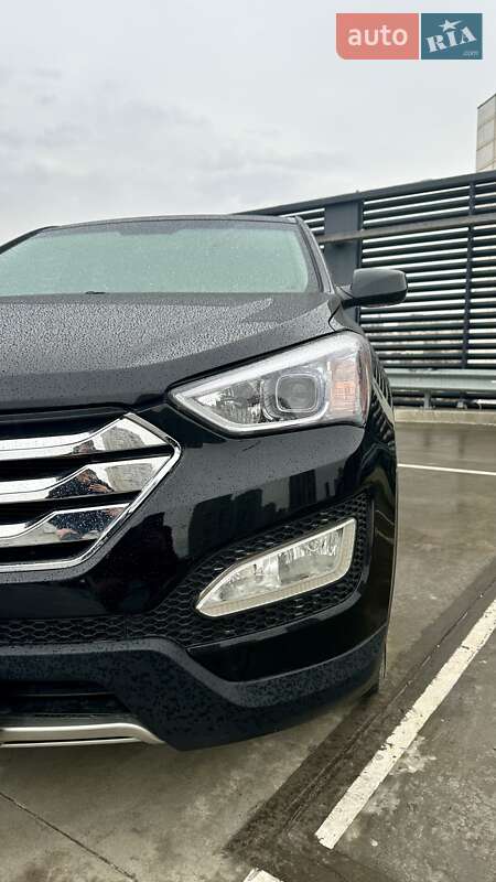 Позашляховик / Кросовер Hyundai Santa FE 2014 в Києві