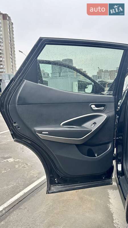 Позашляховик / Кросовер Hyundai Santa FE 2014 в Києві