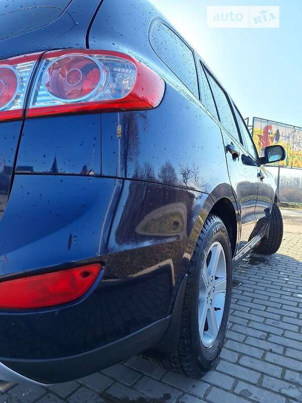 Внедорожник / Кроссовер Hyundai Santa FE 2010 в Городенке