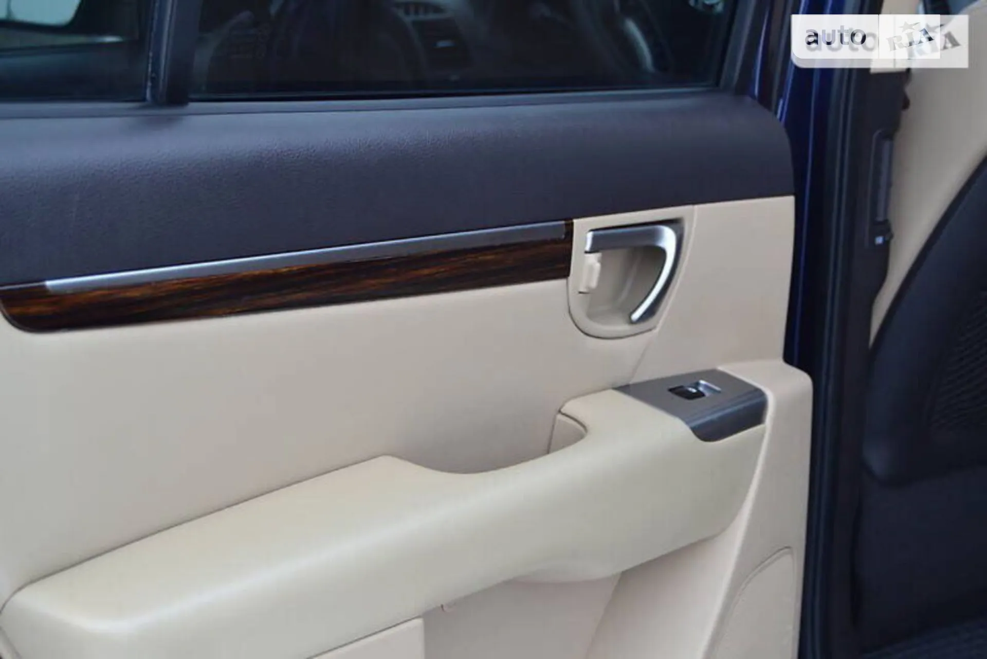 2010 Hyundai Santa Fe - мініатюра 12