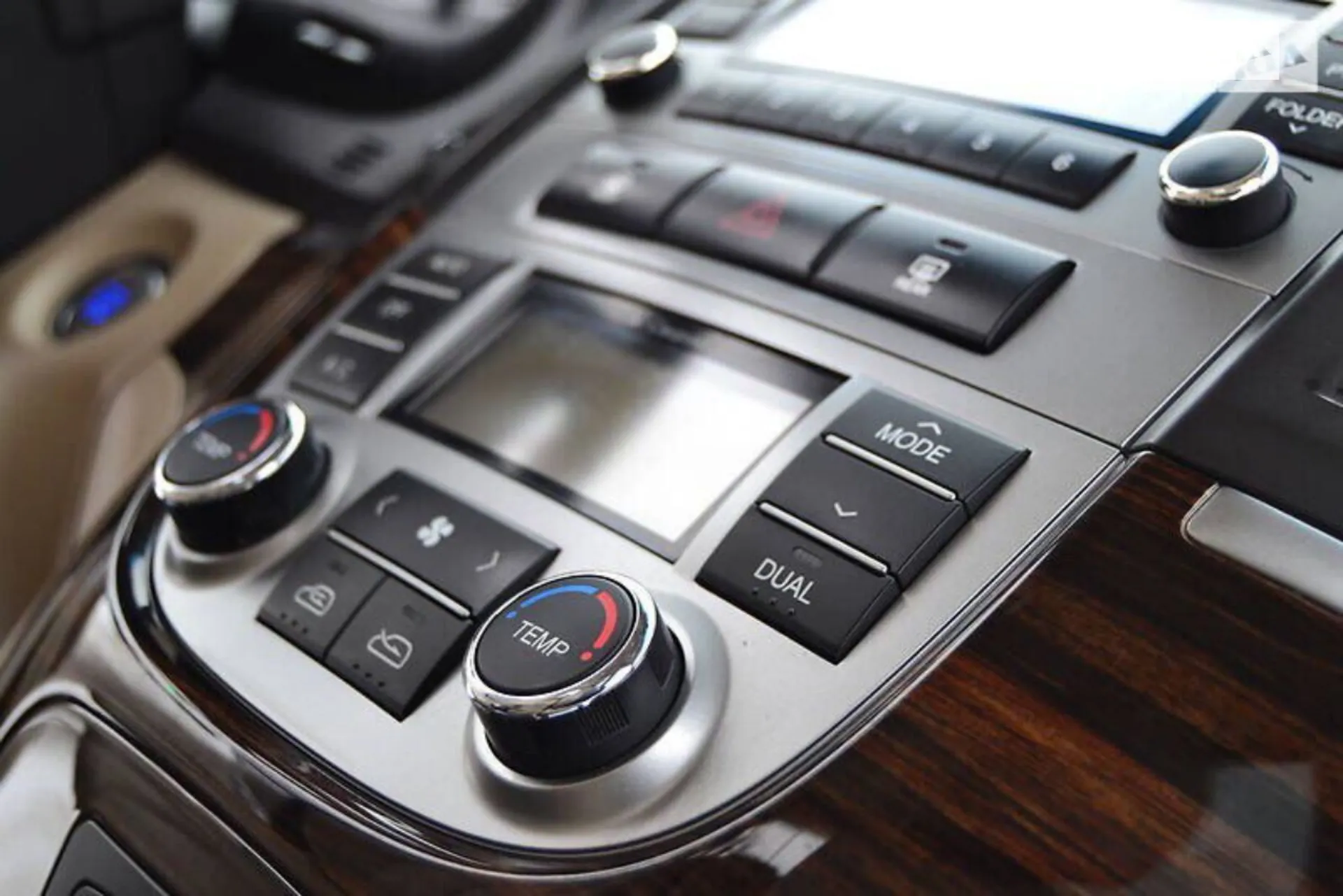 2010 Hyundai Santa Fe - мініатюра 14
