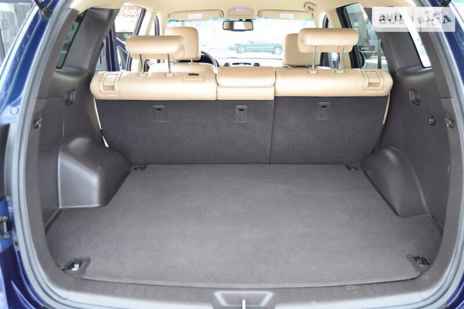 2010 Hyundai Santa Fe - мініатюра 23