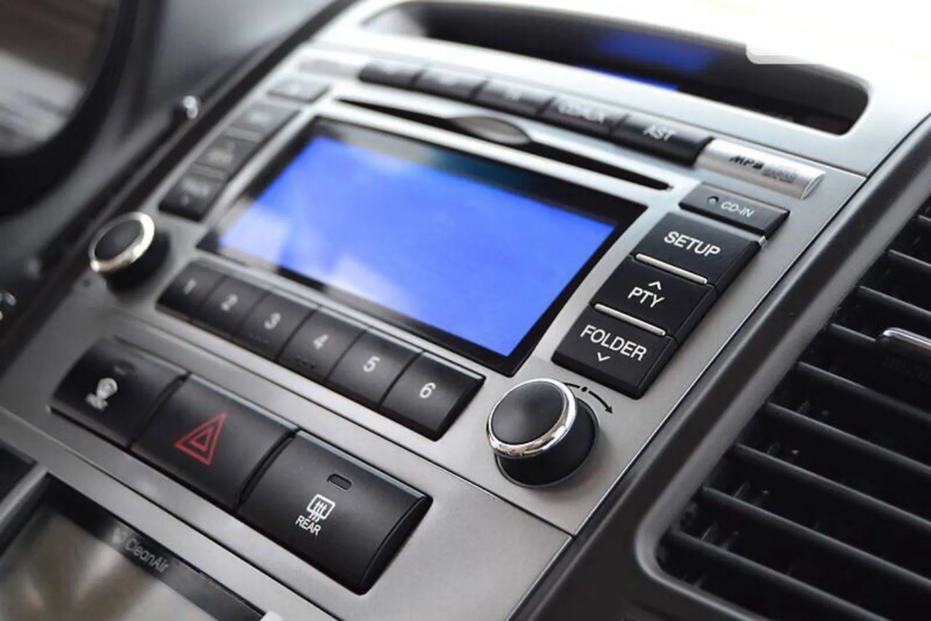 2010 Hyundai Santa Fe - мініатюра 29