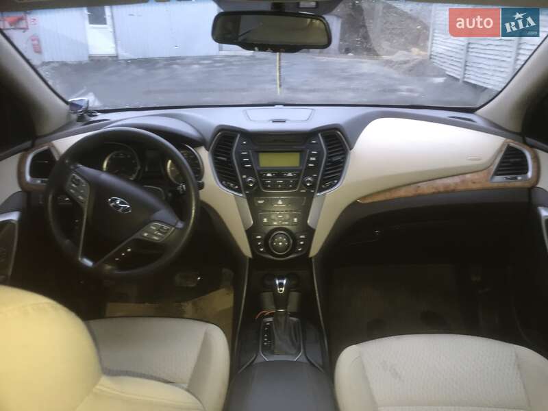 Позашляховик / Кросовер Hyundai Santa FE 2014 в Лисянці
