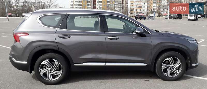 Внедорожник / Кроссовер Hyundai Santa FE 2022 в Киеве