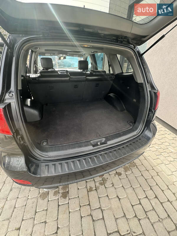 Позашляховик / Кросовер Hyundai Santa FE 2008 в Львові фото 19 Позашляховик / Кросовер Hyundai Santa FE 2008 в Львові