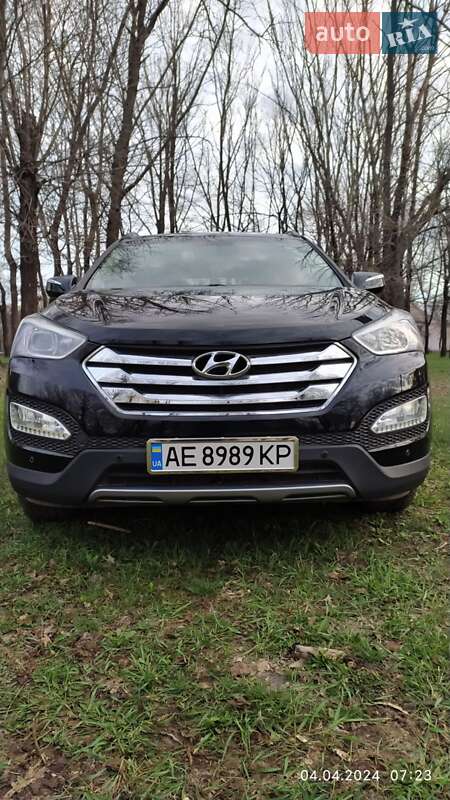 Внедорожник / Кроссовер Hyundai Santa FE 2013 в Кривом Роге