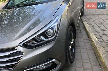 Внедорожник / Кроссовер Hyundai Santa FE 2016 в Ивано-Франковске