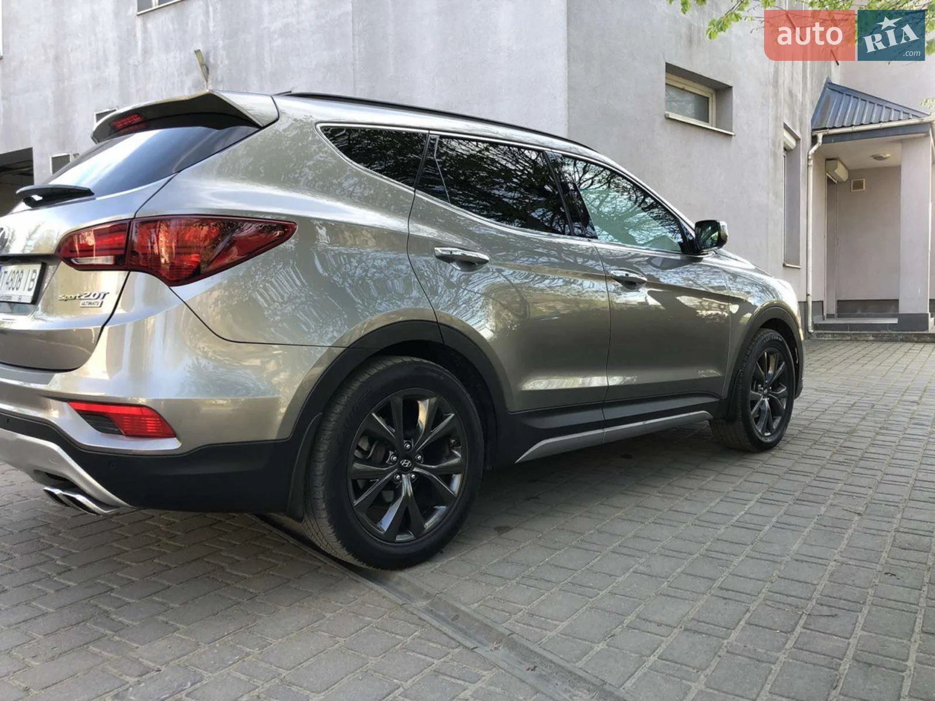 2016 Hyundai Santa Fe - мініатюра 11