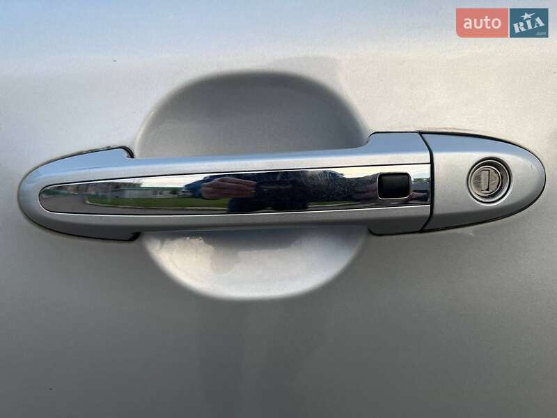 Позашляховик / Кросовер Hyundai Santa FE 2011 в Луцьку