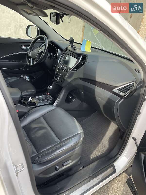Позашляховик / Кросовер Hyundai Santa FE 2014 в Борисполі