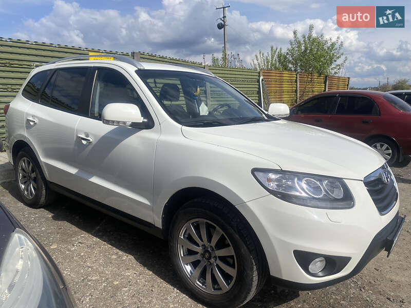 Внедорожник / Кроссовер Hyundai Santa FE 2010 в Хмельницком