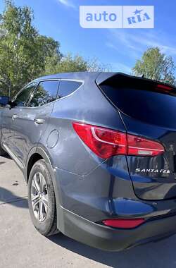 Позашляховик / Кросовер Hyundai Santa FE 2015 в Івано-Франківську
