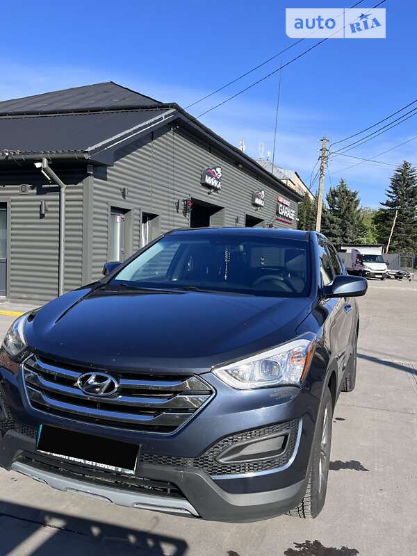 Позашляховик / Кросовер Hyundai Santa FE 2015 в Івано-Франківську
