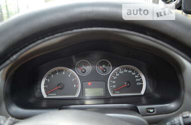 Позашляховик / Кросовер Hyundai Santa FE 2005 в Лебедині
