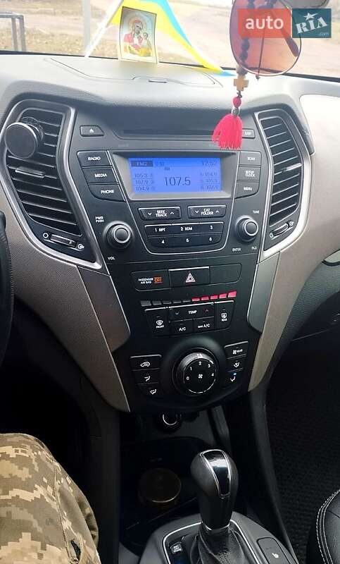 Внедорожник / Кроссовер Hyundai Santa FE 2013 в Николаеве