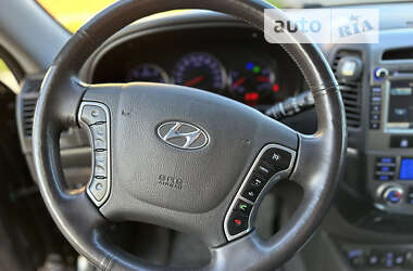 Внедорожник / Кроссовер Hyundai Santa FE 2012 в Дубно
