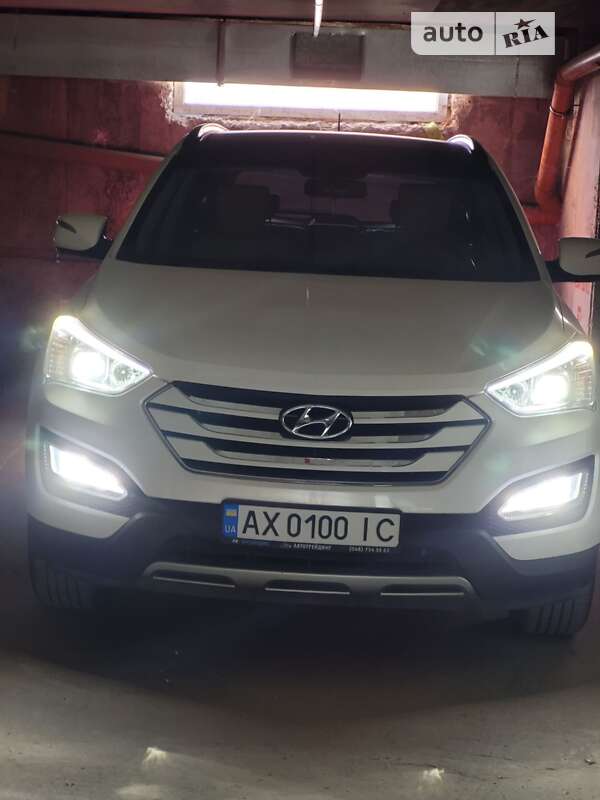 Позашляховик / Кросовер Hyundai Santa FE 2013 в Тернополі