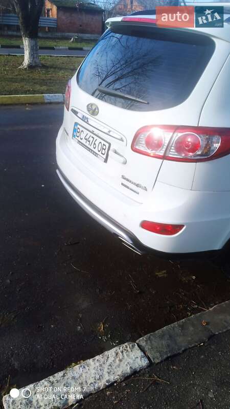 Внедорожник / Кроссовер Hyundai Santa FE 2012 в Подольске